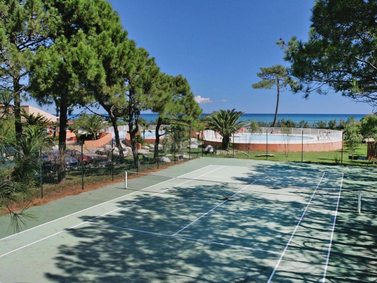 Apartment Near The Sea, Borgo-Plage ボルゴ エクステリア 写真